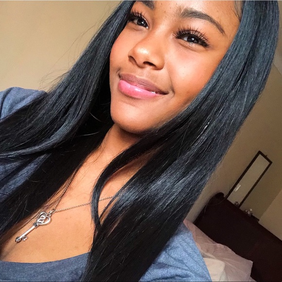 Meet your Posher, Lashell - Picture 1 of 1